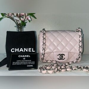 CHANEL 19C Mini Square Classic Flap Bag Quilted Lambskin in Lilac Pink